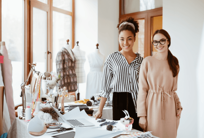 Becoming a Professional Fashion Stylist